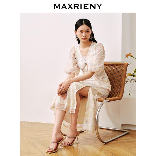 MAXRIENY欧式复古宫廷风蕾丝亮片绣花连衣裙v领(货号:MC88DR538) 商品图2