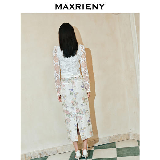 【东方玉兰-商场同款】MAXRIENY宫廷复古马德拉刺绣上衣修身显瘦(货号:MC85TP074) 商品图3