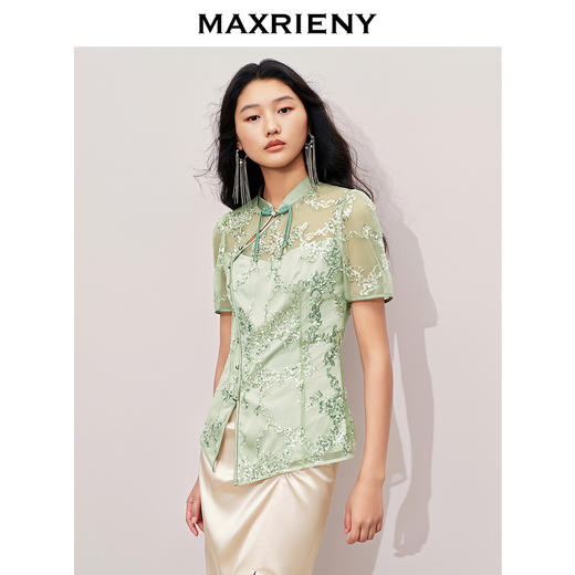 【商场同款】MAXRIENY华丽立体钉珠刺绣新中式上衣2024夏季新款(货号:MC85TP327) 商品图2