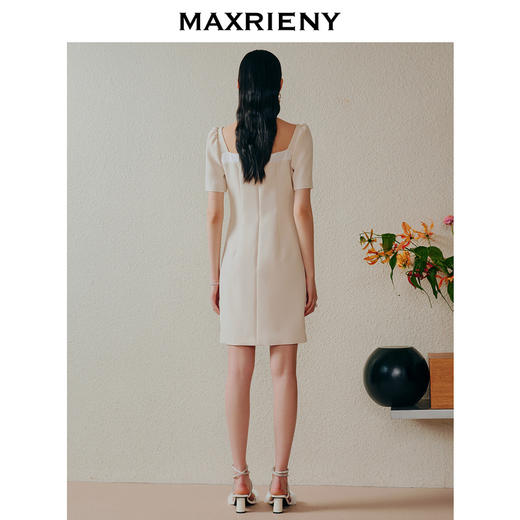MAXRIENY复古优雅感方领连衣裙23夏短袖小白裙(货号:MC88DR300) 商品图3