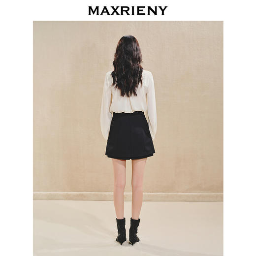 【商场同款】MAXRIENY*复古风短裤2024秋冬复古花边双排扣裙裤(货号:MS85PA501) 商品图3