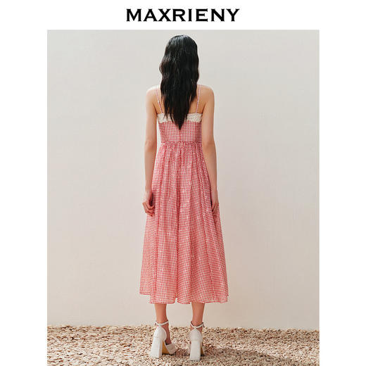 【静奢度假-商场同款】MAXRIENY华丽甜美刺绣连衣裙收腰散摆红格(货号:MC85DR341) 商品图3
