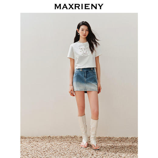 【静奢度假-商场同款】MAXRIENY华丽甜美感镂空刺绣钉珠T恤短袖女(货号:MC85TS259) 商品图1