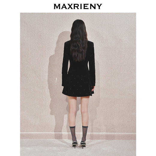 MAXRIENY*复古感丝绒外套2024秋冬新款水钻领收腰上衣女(货号:MS85JA507) 商品图3
