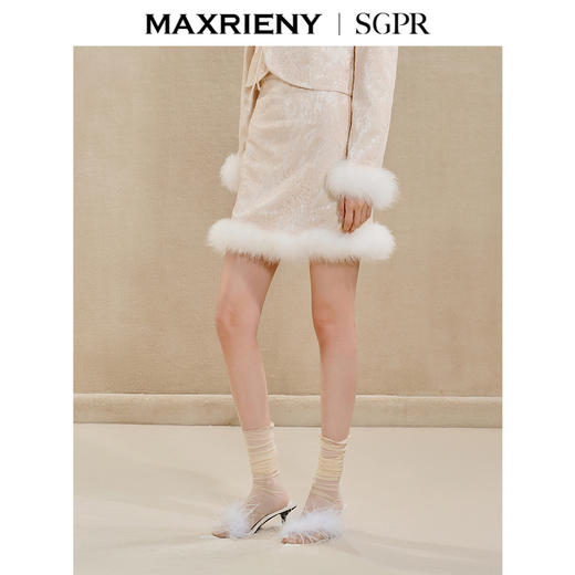 【商场同款】MAXRIENY贵雅新中式半裙毛绒直身短裙肌理感裙子(货号:MS85SK512) 商品图1
