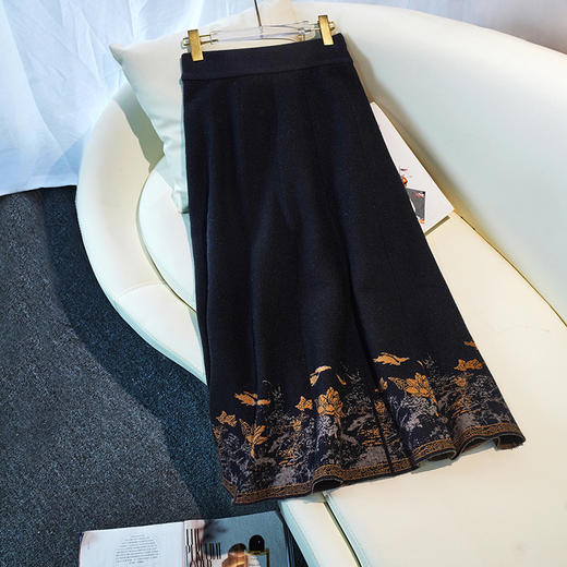 优雅定位花毛线裙女2024秋冬新款中长款大摆A字裙高腰显瘦半身裙 商品图3