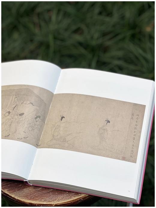 《千秋佳人》，编者:邢陆楠，16开，软精装，版张:15.5，故宫出版社2024年8月一版一印。定价320，售价256元。 商品图6