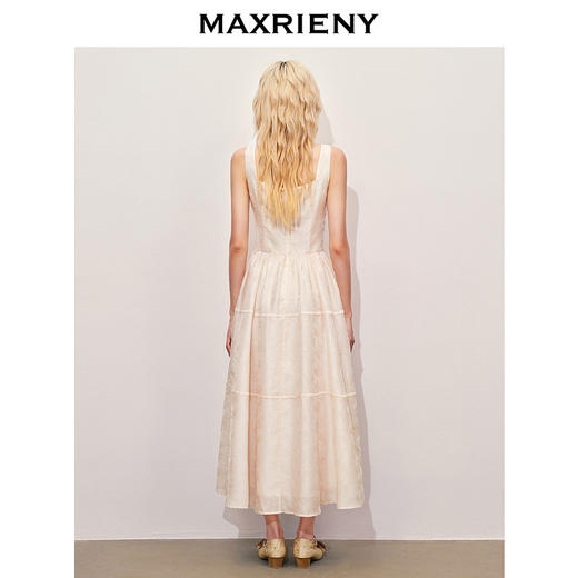 【贵雅新中式-商场同款】MAXRIENY绣花仙气方领连衣裙(货号:MC85DR297) 商品图3