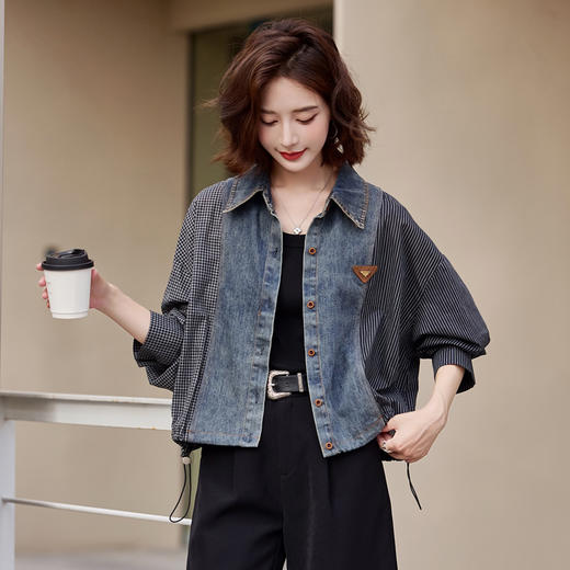 休闲洋气时尚宽松，小个子牛仔衬衫拼接短外套HR-YLFS8939 商品图3