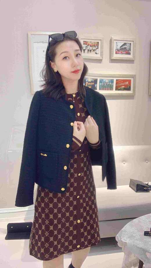 4F比音勒芬女外套 商品图0