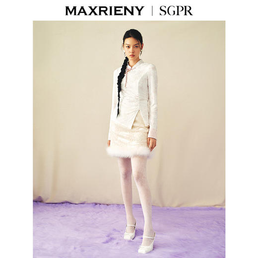 [东方新摩登]MAXRIENY雅贵新中式上衣女修身显瘦开叉抽褶盘扣设计(货号:MS85TP517) 商品图2