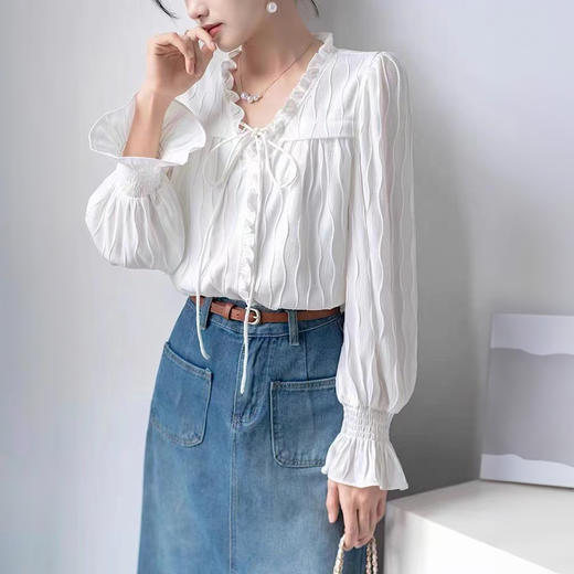 阿曼衣Avann 法式喇叭袖V领衬衫&简约西装裤 日常通勤 宽松简约 商品图8