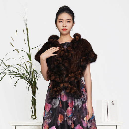 SIM GRACE 优雅夫人啡色纯手工双面编织水貂披肩 秋冬季宴会婚礼婚纱旗袍外搭精品 商品图7