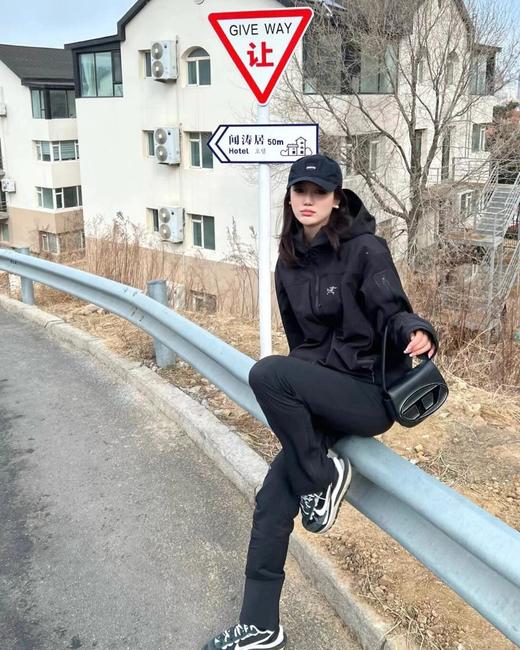 始祖鸟GammaMX软壳冲锋衣（MG） 商品图4