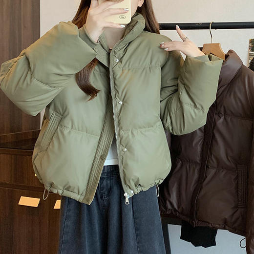 秋冬新款【短款现代时尚风面包服】简约洋气款时尚不失温暖 轻松驾驭各种场合黑色绿色 商品图0
