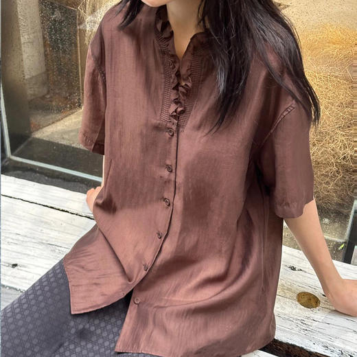 顺丰包邮 洛诗琳设计感纯色花边领衬衫2024新款百搭天丝上衣 60763 商品图3