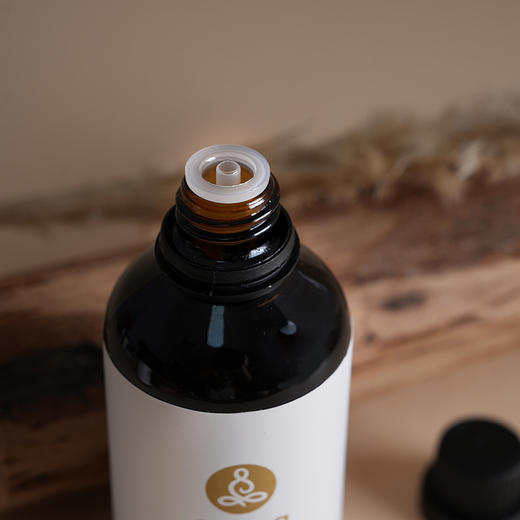 omma 霍霍巴籽基础油 商品图6