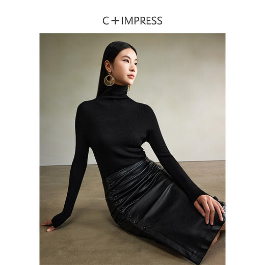 西嘉【秋季新品】可机洗精纺羊毛高领无缝针织衫（MY2403066） 商品图2