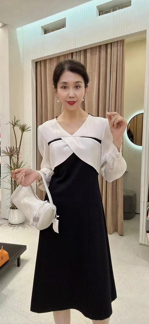 4F芊之美连衣裙 商品图0