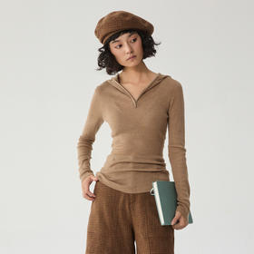 谜底连帽套头针织衫女2024冬款学院风亲肤细腻修身毛衣244MZ1895