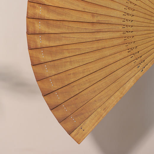 工艺美术师吴善钊出品金丝楠老料苏扇摆件 商品图4