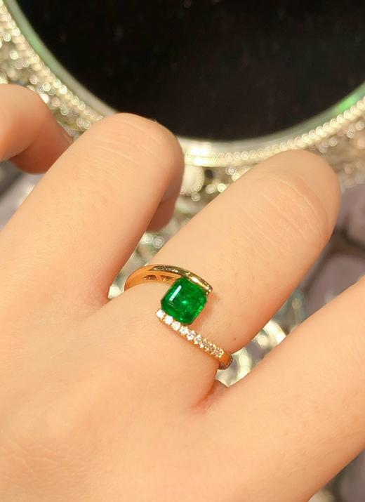 1克拉精品祖母绿戒指 商品图4