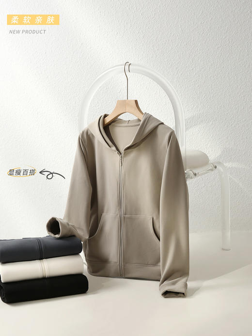 【秋款上新】秋季女款韩系带帽衫 连帽设计 双侧口袋 质感细腻柔软 软糯亲肤 显瘦百搭 商品图3