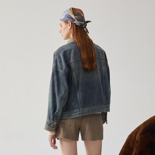 谜底牛仔外套女2024冬季新品复古风拼接式大廓形牛仔服244MW1462 商品图2