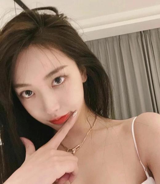 蒂芙尼hardwear马蹄双环半钻项链双色（SLB） 商品图3