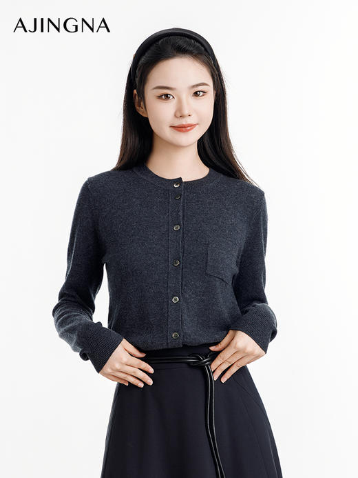 【商场同款】阿菁娜2024秋季新款绵羊毛精致圆领开衫A30D318027 商品图2