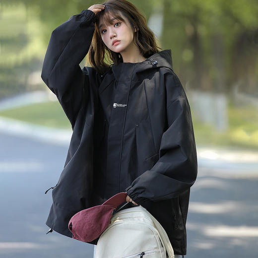 心选丨【美式机能冲锋衣】秋冬季 户外防水登山服 小个子女款潮流夹克外套 商品图4