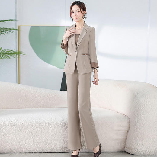 QYM-YM-B98809-Y时尚气质三件套春秋新款女装西装外套内搭小衫+直筒长裤职业套装 商品图0