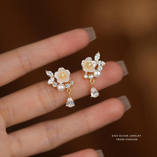 【山茶花】S925银花朵锆石耳饰【YXS-E4486】 商品图2
