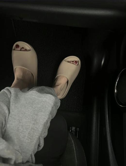 椰子拖鞋拍大一码！新色更新的磨砂面版本拖鞋（DD） 商品图11