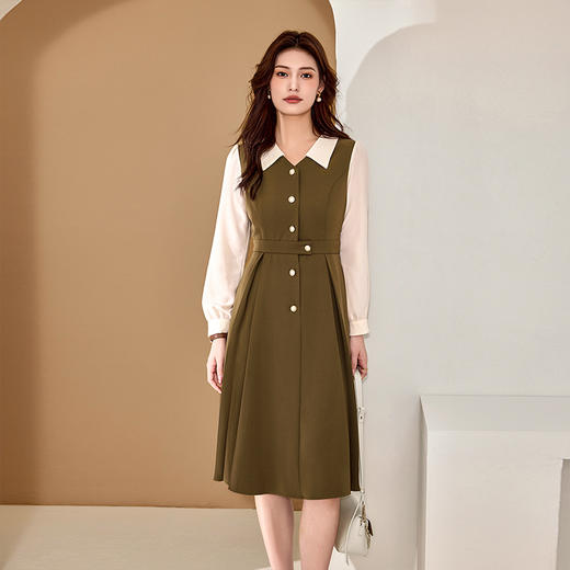 8/10奢姿大码女装2024秋季气质翻领拼接连衣裙胖妹妹纽扣设计时尚裙子9943855010 商品图1