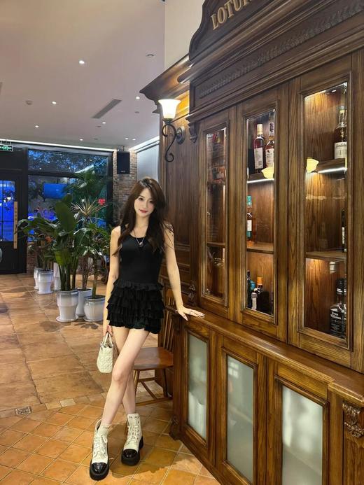 香奈儿厚底短靴超显腿长，超级推荐鞋舌Chanel金属字母，鞋头双C刺绣（HC） 商品图9