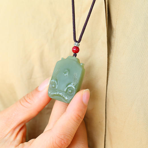 【经典】东方醒狮冰晴和田玉无事牌 商品图3