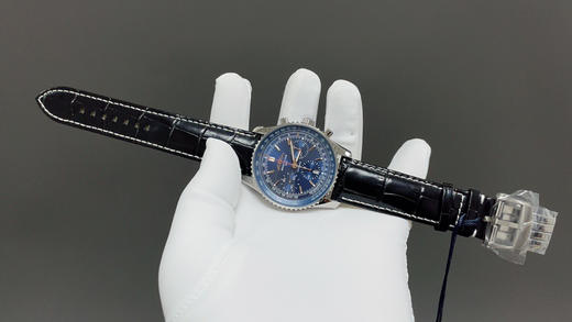 NOOBMaker百年灵❕❕全新航空计时腕表（Navitimer）问世70周年，百年灵以大胆色彩焕新演绎经典腕表。尺寸43mm➕316进口精钢『非国产材质』迭代款无疑是地道的航空计时腕表‼️‼️‼️ 商品图1