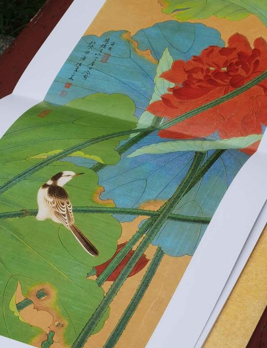 《任重精品花鸟画》，4开，单页，共22页，任重绘，河北教育出版社2013年一版一印，定价198，售价99元。 商品图9
