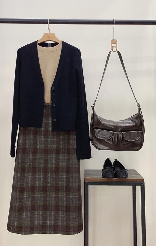 坑条V领羊毛开衫 商品图7