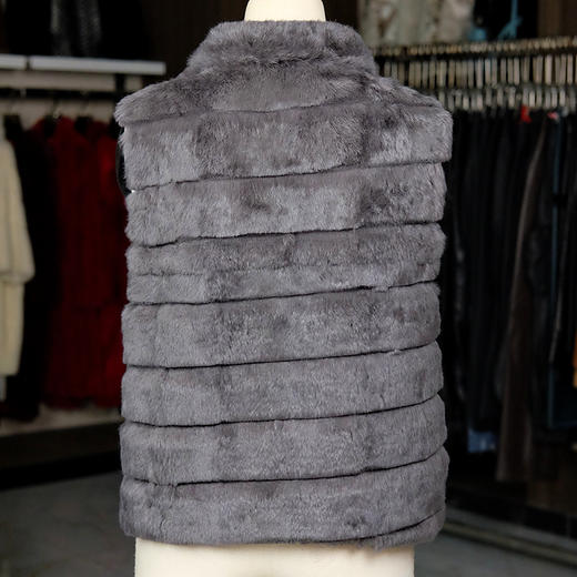 SIM GRACE 优雅夫人 秋冬保暖经典时尚显瘦百搭爆款真毛雪兔外穿舒适马甲 商品图3