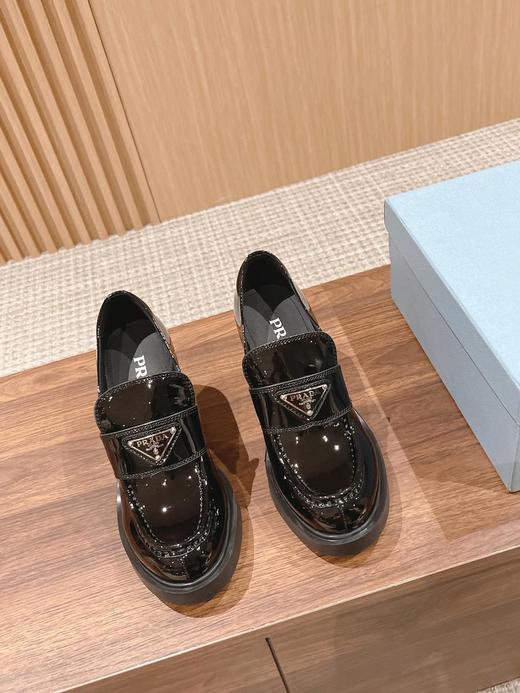 普拉达高跟乐福鞋新品*三角标乐福鞋（HC） 商品图2