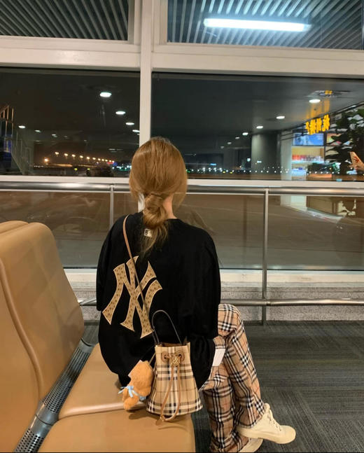 巴宝莉格纹水桶斜挎单肩包（CB） 商品图5