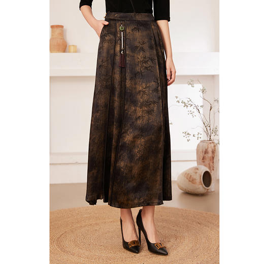 乔万尼国风半身长裙初秋新款新中式马面裙EM3D327 商品图1