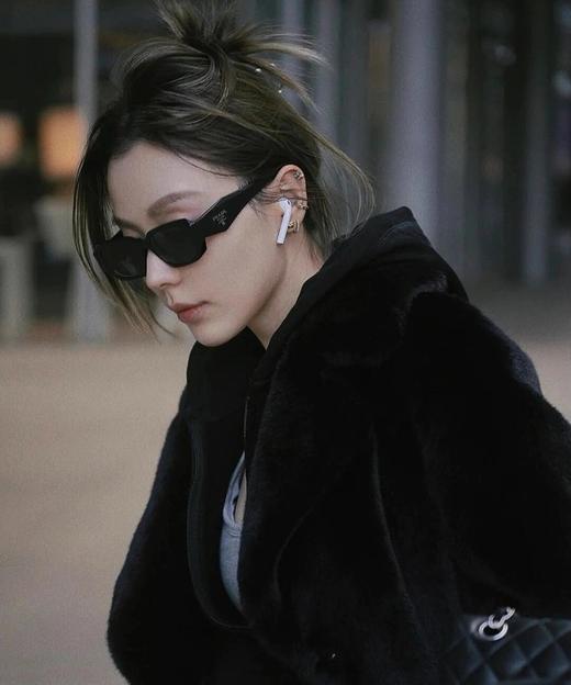 普拉达SPR17新款方形墨镜女大脸显瘦（AN） 商品图0