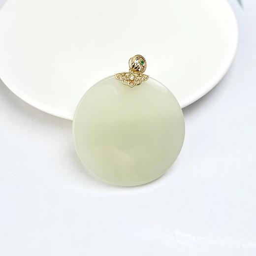 菲菲珠宝好*18K和田玉吊坠无事牌 商品图0