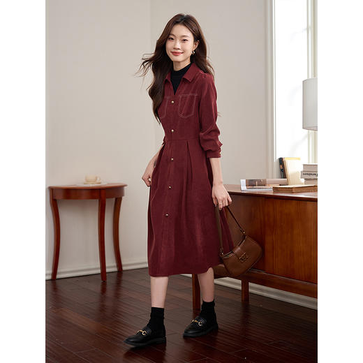 【1件76折】熙世界假两件磨绒红色连衣裙秋冬2025新款日常通勤磨毛衬衫裙子 商品图3