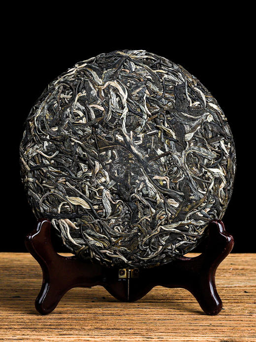 【整提出售】【冰岛王单株】2024年头春头采临沧大忠山700年以上古树茶 近几年升值蕞快的普洱山头 357g/饼 商品图9
