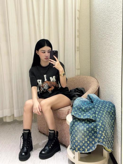 香奈儿厚底短靴超显腿长，超级推荐鞋舌Chanel金属字母，鞋头双C刺绣（HC） 商品图5