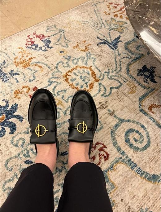 爱马仕今年秋冬新出的新款乐福鞋搭配*复古金色Glenan鞋扣（UY*HC） 商品图4